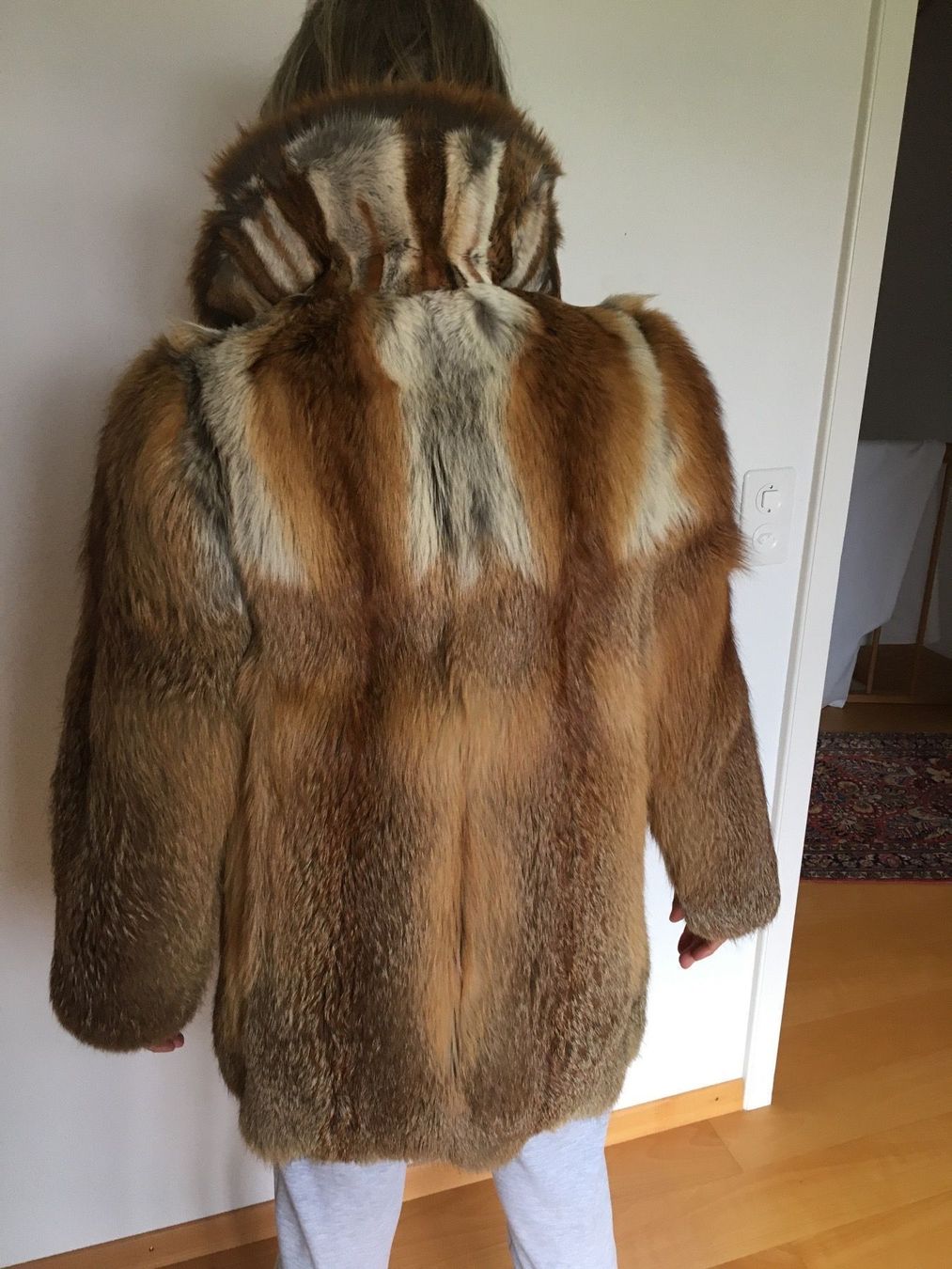 Vestes: Fuchspelzjacke CH Pelz – D'occasion à Siebnen par Starlauf 2