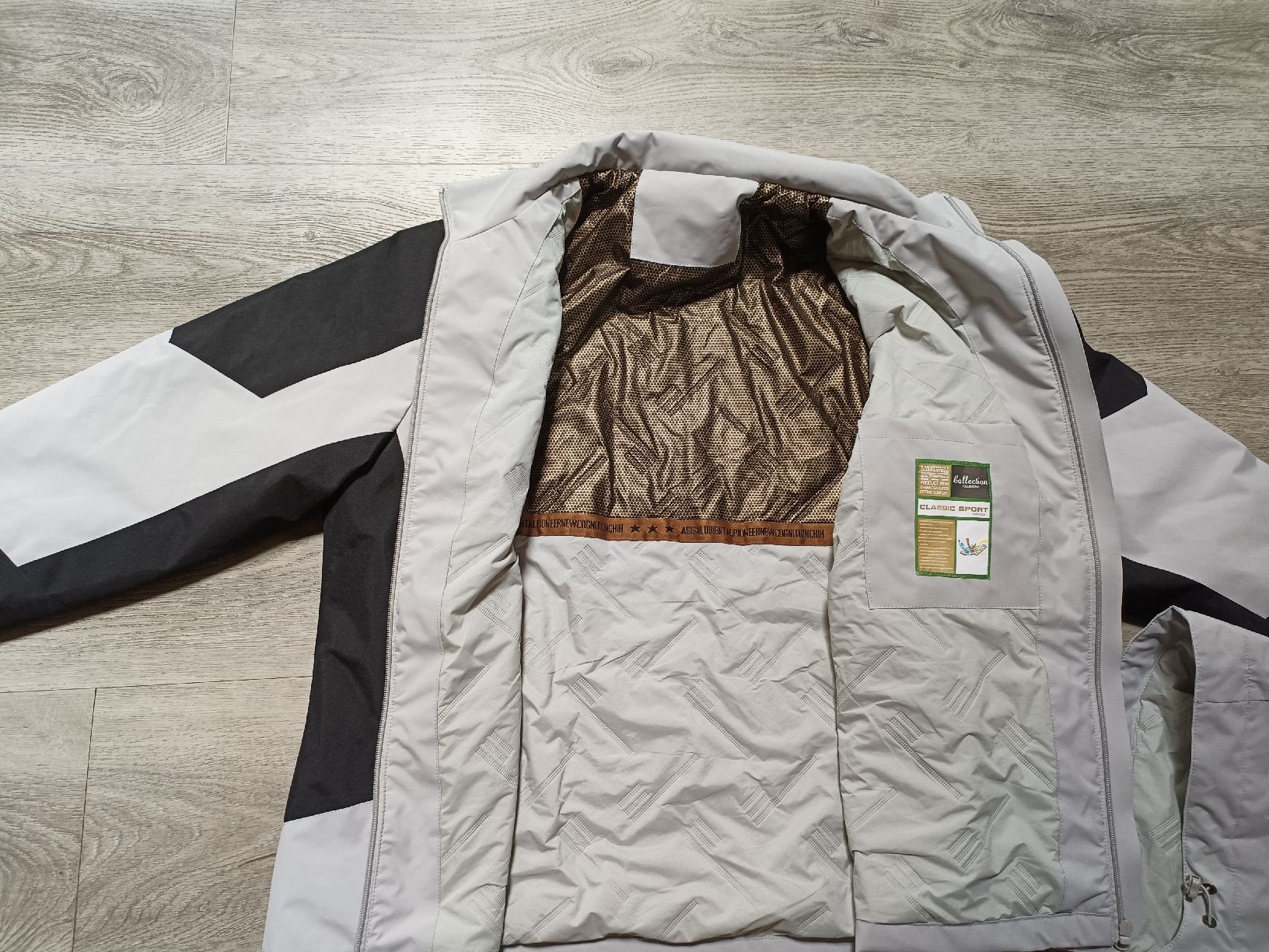 Giacche: Leichte Winterjacke L/XL neu – Nuovo (secondo la descrizione) da Bätterkinden venduto da Elefantenzoo 2