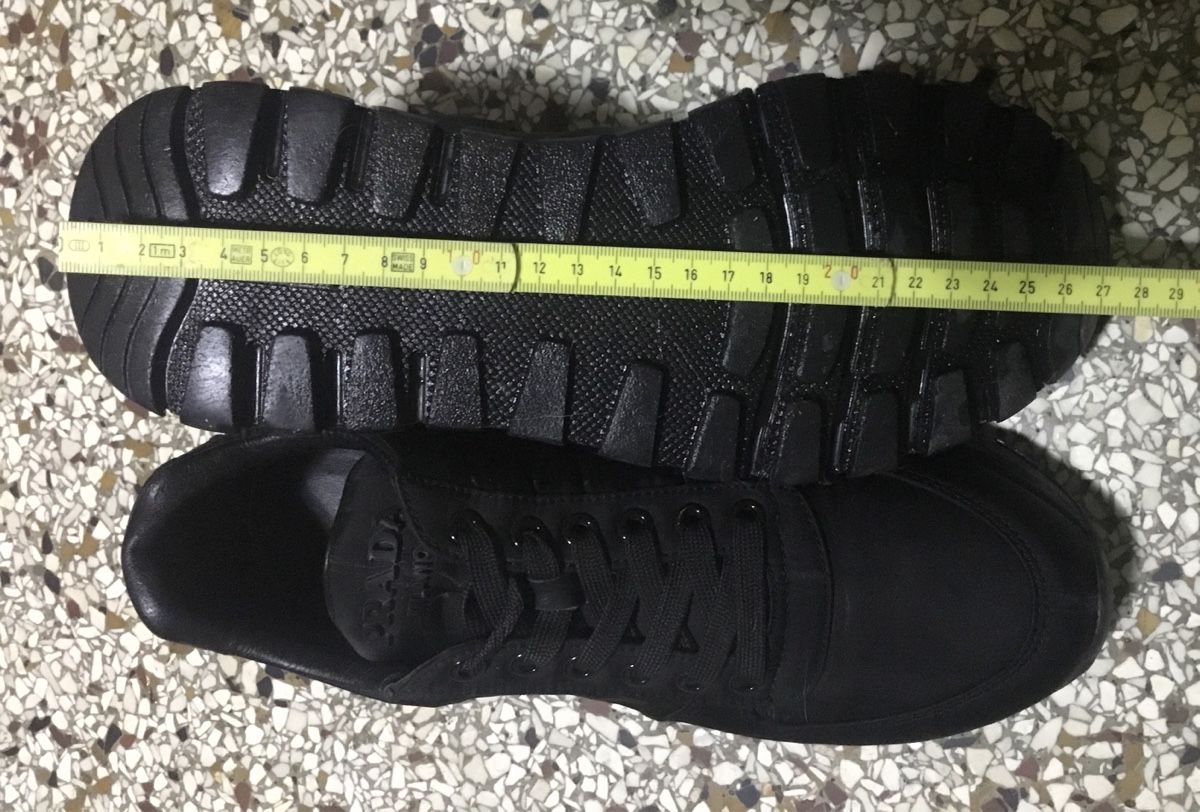Prada Scarpe da uomo: Prada Sneakers – Usato da Schlieren venduto da Jeajet 5