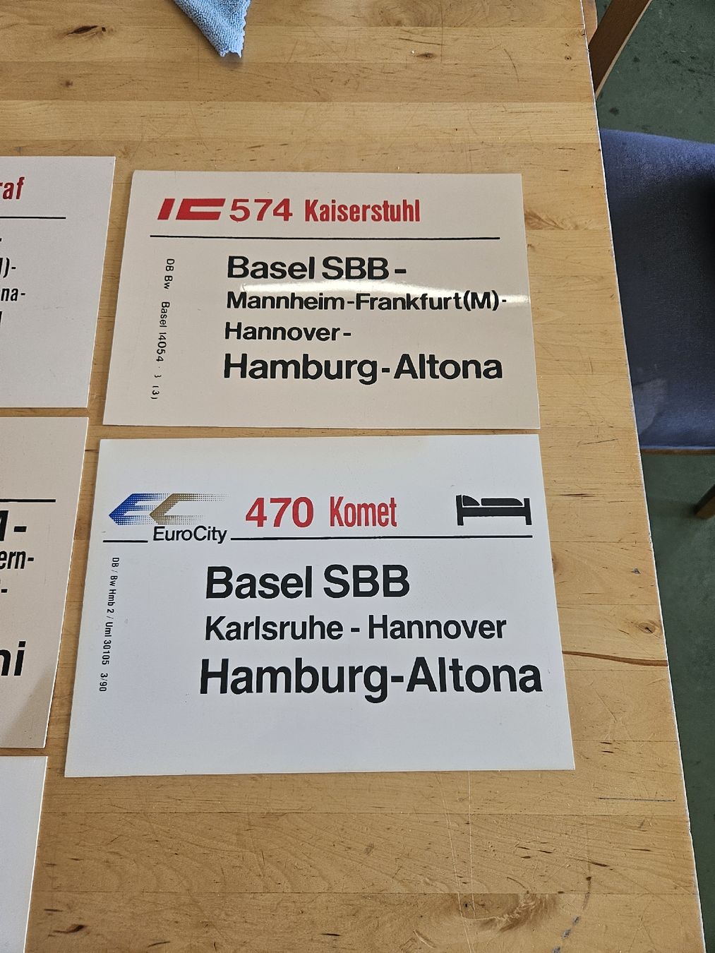 SBB/CFF/FFS Schilder: Zuglaufschild Deutsche Bahn / SBB – Gebraucht aus Pratteln von Cartonsducoeur_bl 3