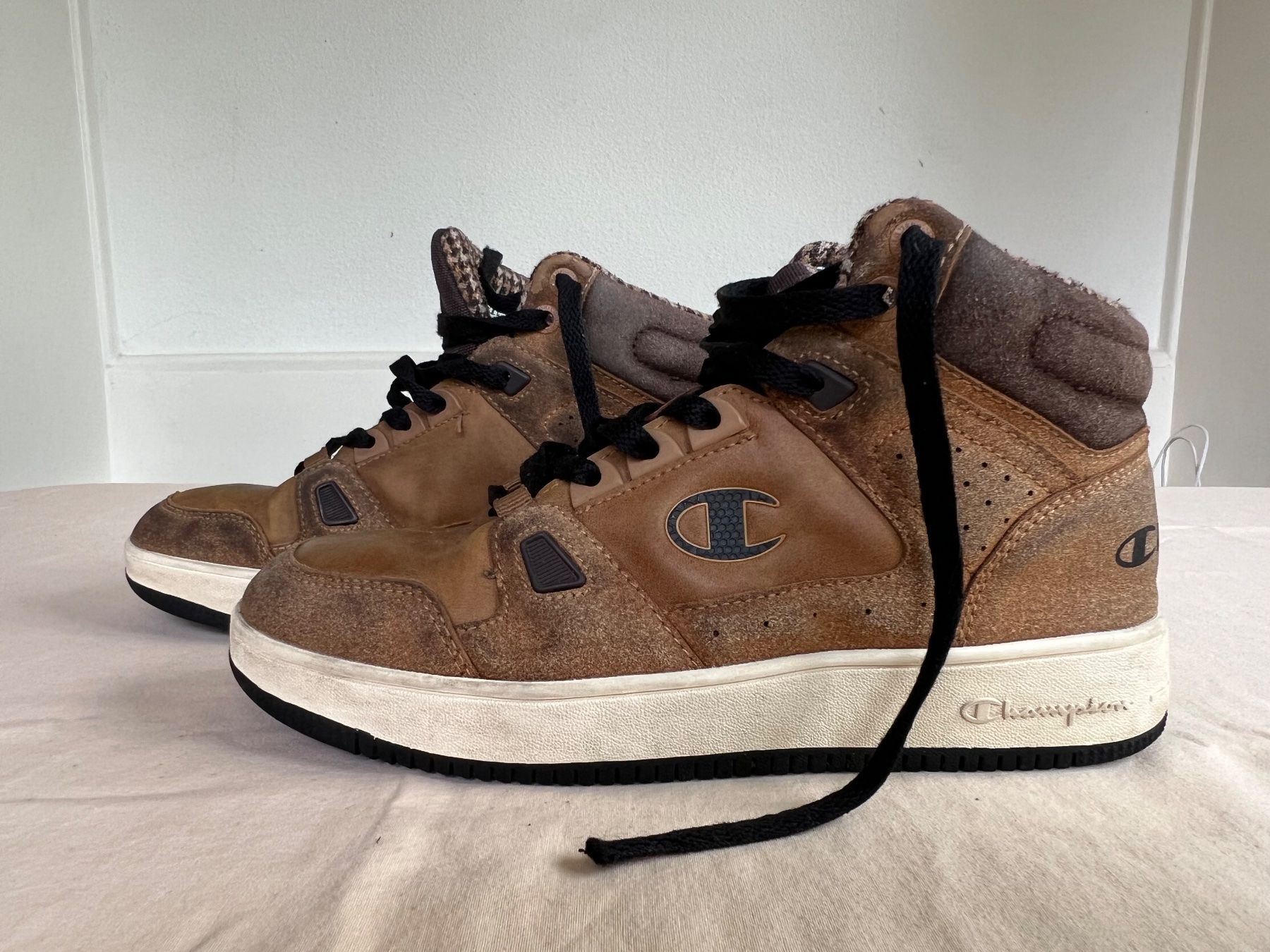 Champion Scarpe da uomo: Kinderschuhe von Champion Gr. 38 – Usato da Zürich venduto da rotersand09 3