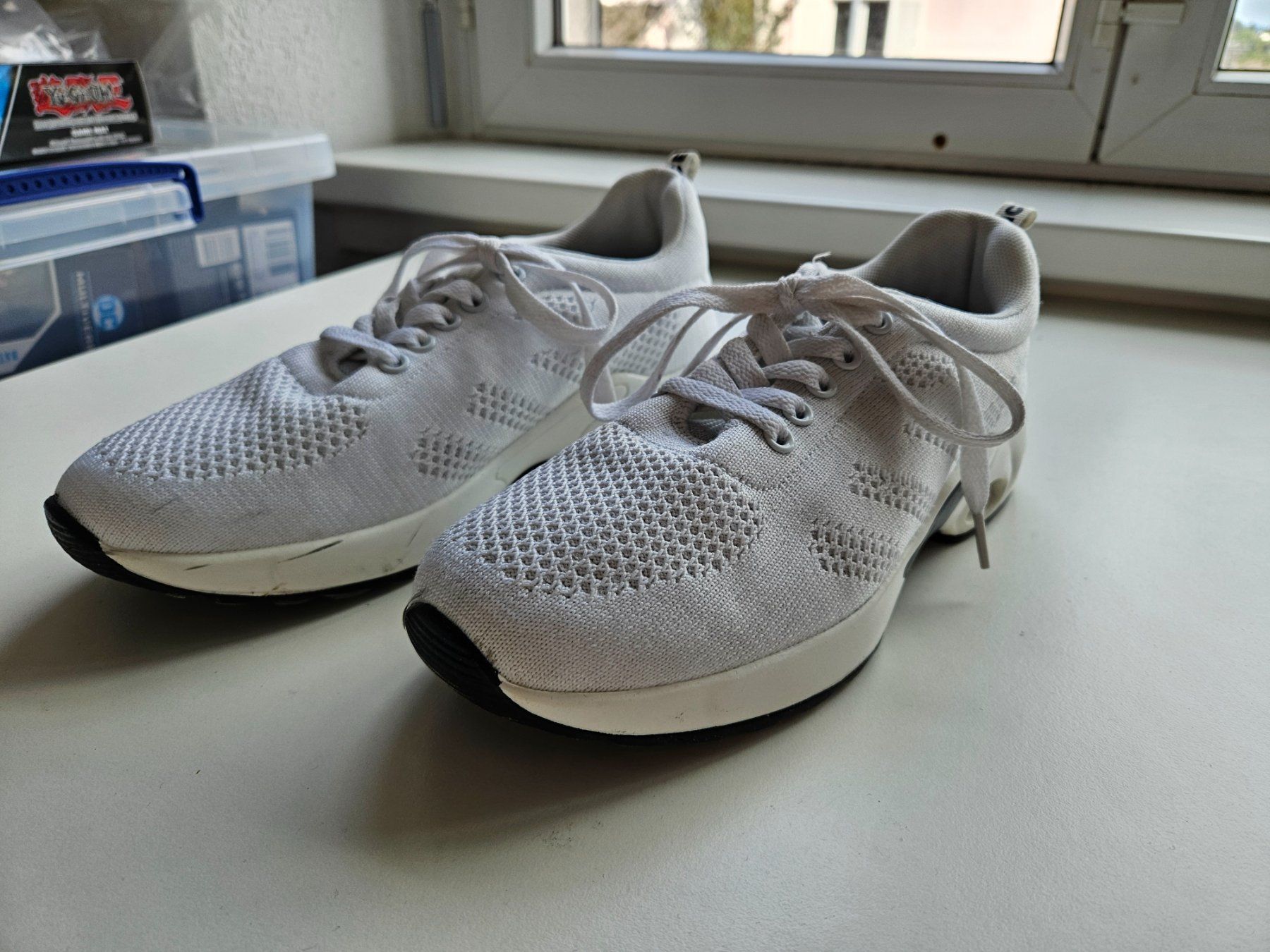 Chaussures hommes: Weisse Sneakers Gr.38 – D'occasion à Schaffhausen par sabrina915