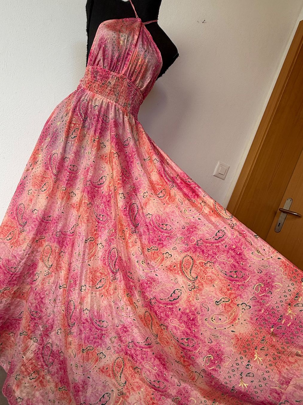 Vestiti: Boho Neckholdermaxikleid in Seidenoptik – Nuovo (secondo la descrizione) da Sigriswil venduto da ck56 5