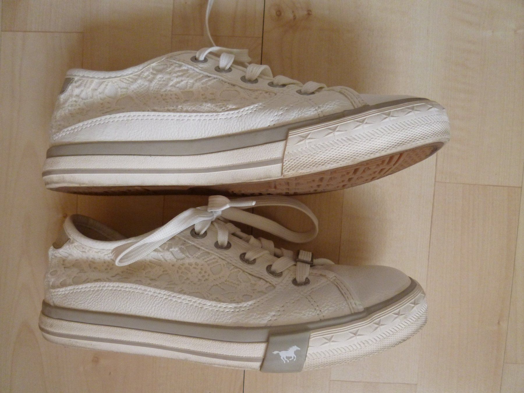Mustang Scarpe per ragazze: weisse MUSTANG Turnschuhe  Sneaker  Gr. 36 – Usato da Dättlikon venduto da Mamakuga 8