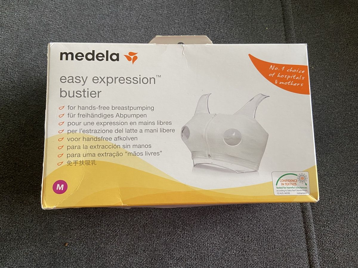 Medela Accessori per l’allattamento: Medela easy expression bustier zum abpumpen Größe M – Usato da Mönchaltorf venduto da Angel789
