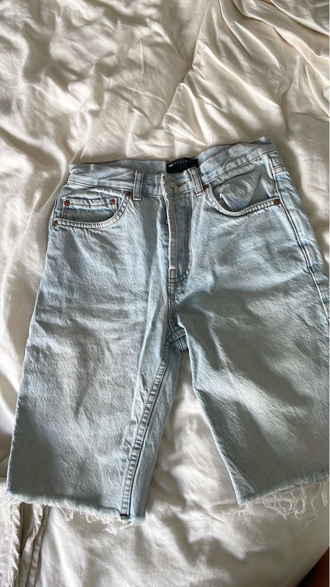 Asos Jeans: Asos Denim shorts light blue size 34  – D'occasion à Zürich par j.peter22