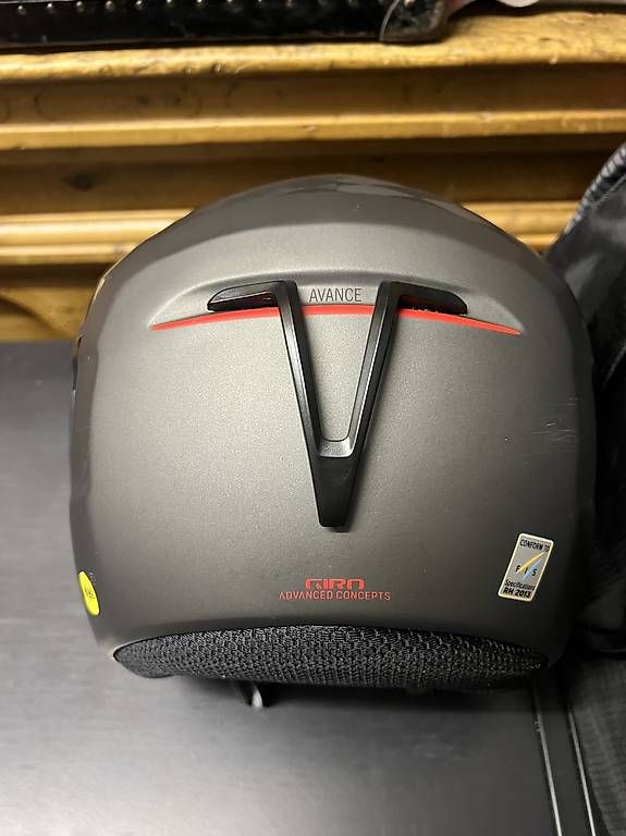 Caschi: GIRO Avance GS Helm  – Usato da Silvaplana venduto da SkoCats1 2