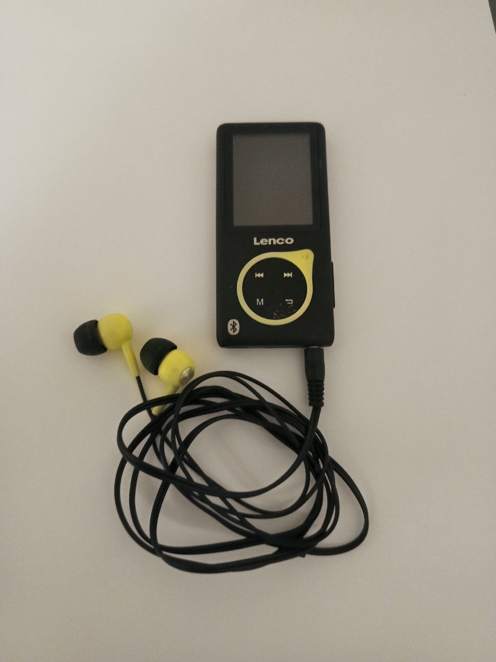Lenco Lecteur media portable: Lecteur MP3 8Go + Micro SD, Bluetooth – D'occasion à VERNIER par _Swiss_