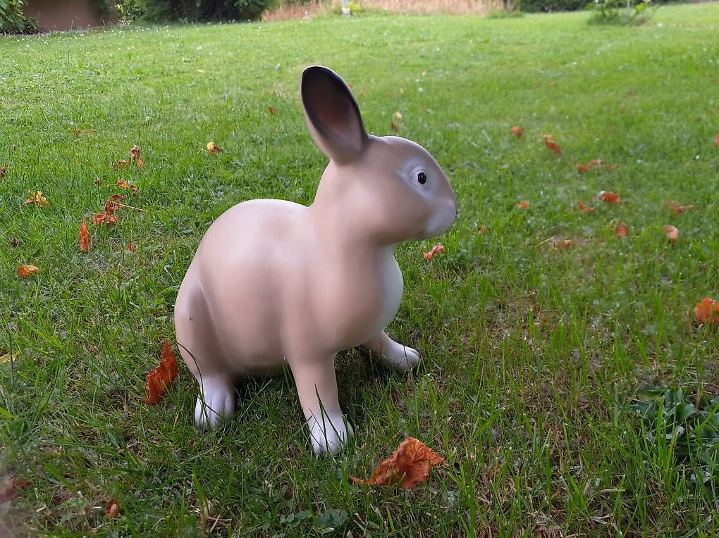 Figuren: Petit lapin en résine Ht. 27 cm – Neu (gemäss Beschreibung) aus courtételle von capsule05 1