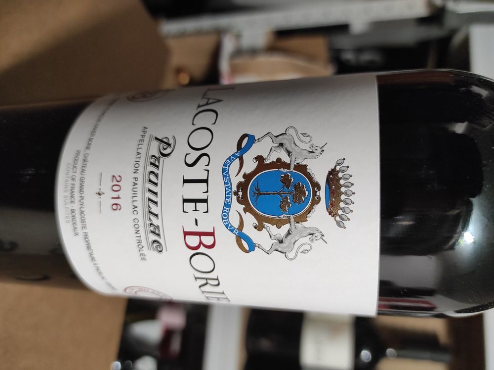 Lacoste Borie 2016 (Gebraucht) in Engelburg für CHF 20 – mit Lieferung ...