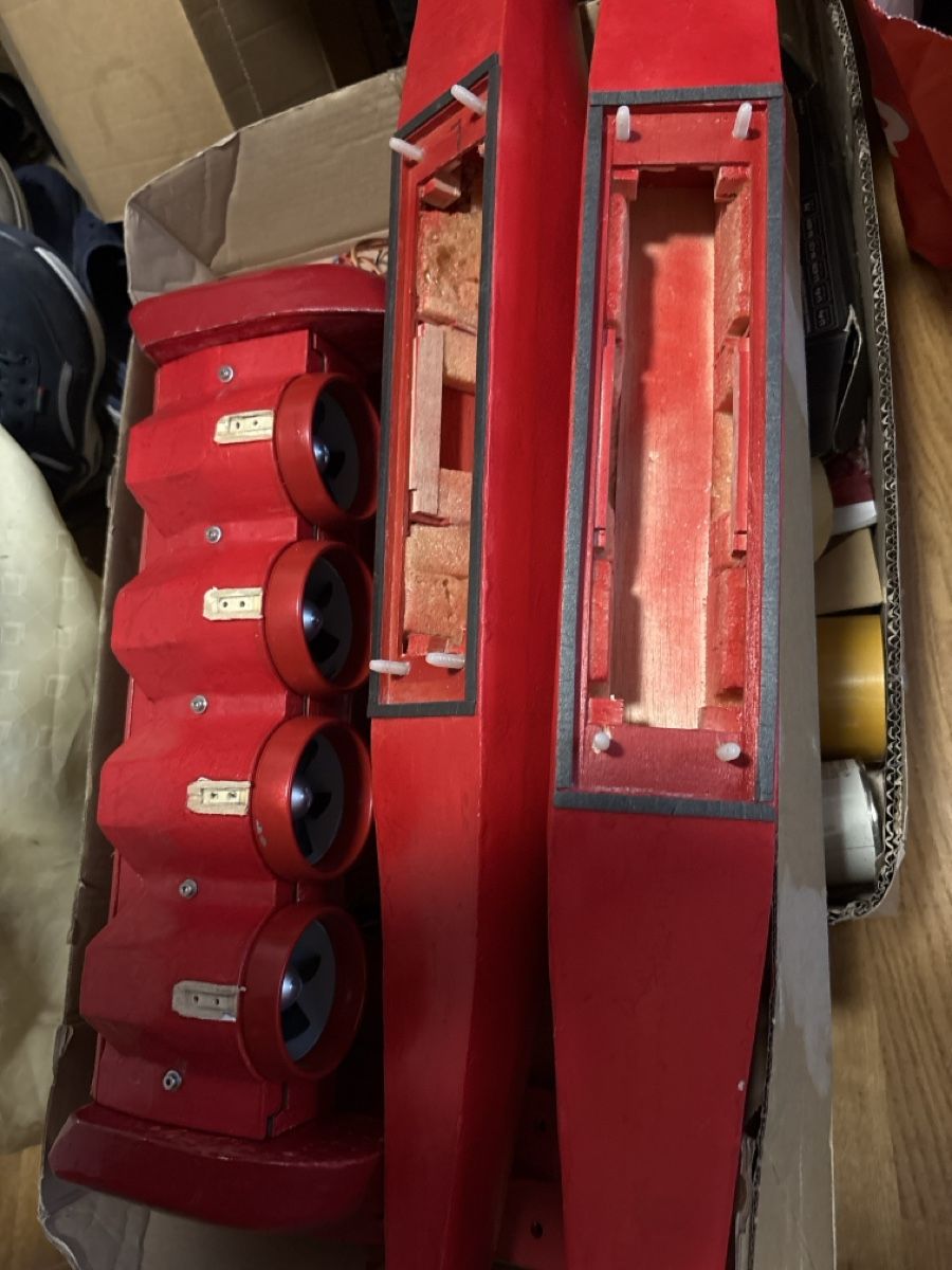 Kits de montage: Holzmodell Flugzeugtriebwerk Katamaran  – Défectueux à Dübendorf par Delfi03 3