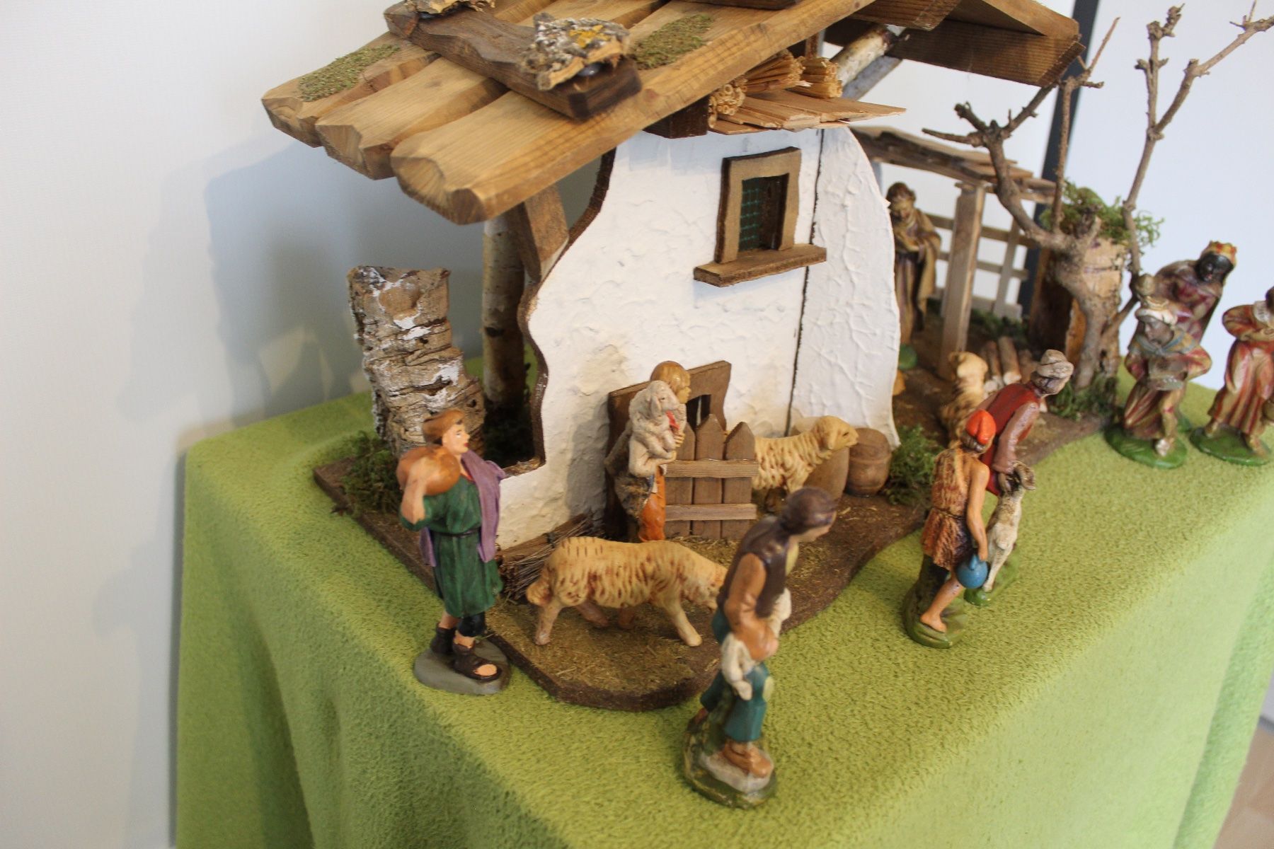 Tutte le decorazioni: Weihnachtskrippe – Usato da Sursee venduto da Santenberg 4