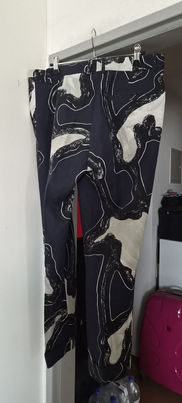 Cos Pantaloni: COS schöne Hose Gr. 40 – Usato da Frenkendorf venduto da Moon111 1