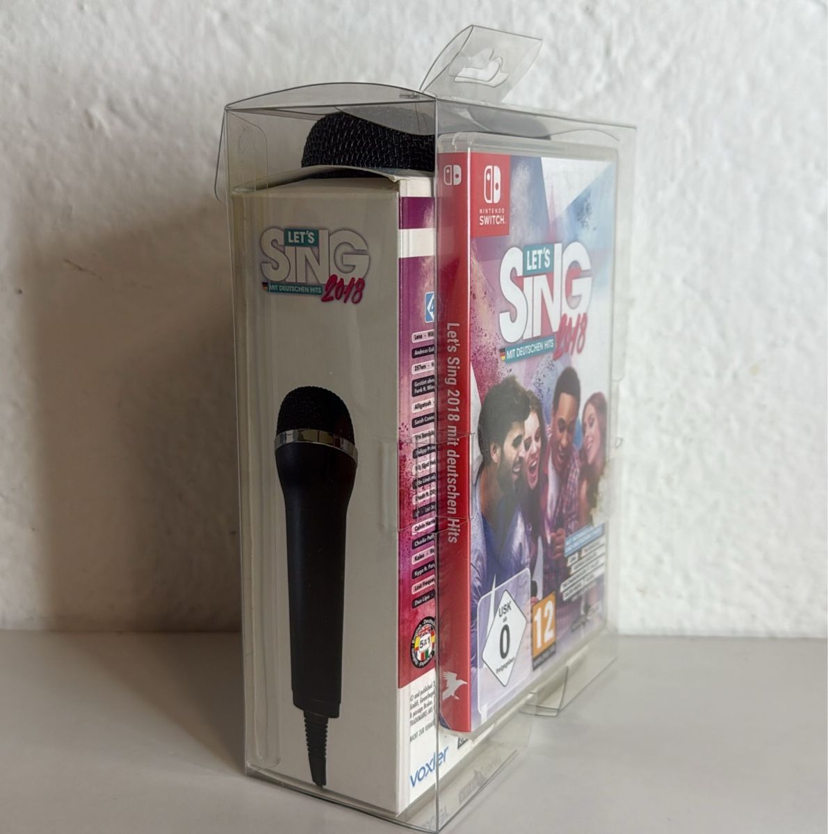 Nintendo Giochi: Let's Sing 2018 for Nintendo Switch Bundle - with 🎤 – Usato da Ehrendingen venduto da bubulence 1