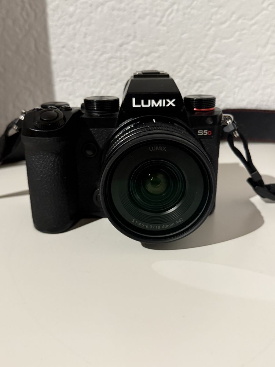 Panasonic Fotocamera: Panasonic Lumix DC-S5D – Nuovo (secondo la descrizione) da La Tour-de-Peilz venduto da cra_r9nc 2