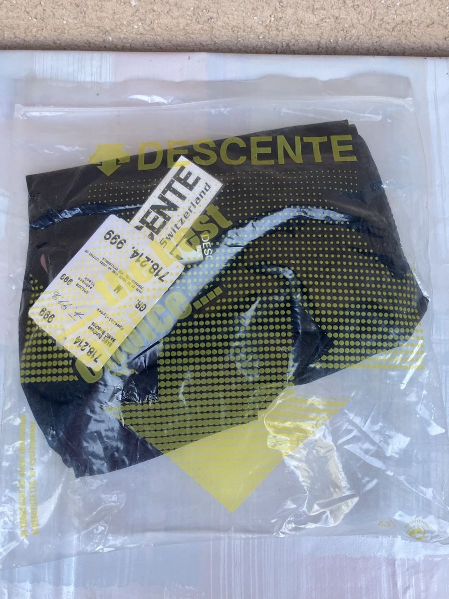 Pantaloni: Descente Velohose kurz M schwarz  – Usato da Trimbach venduto da cendira 1