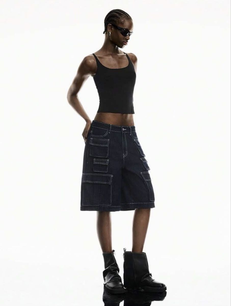 Jeans: Baggy Dark Denim Cargo Shorts  – Nuovo (secondo la descrizione) da Schaffhausen venduto da non_2vnn 2