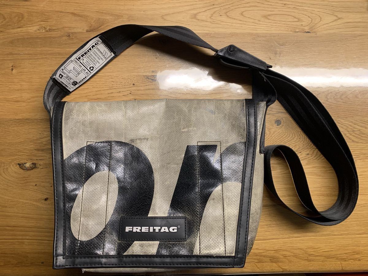 Freitag Taschen: Freitag Tasche – Gebraucht aus Zürich von