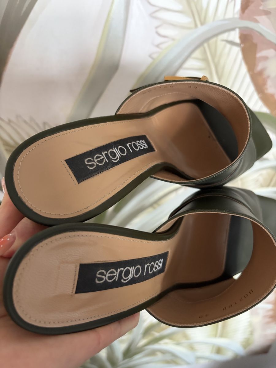 Sergio Rossi Scarpe da donna: Mules Sergio Rossi 39 – Nuovo (secondo la descrizione) da Corcelles NE venduto da Elolodie 2
