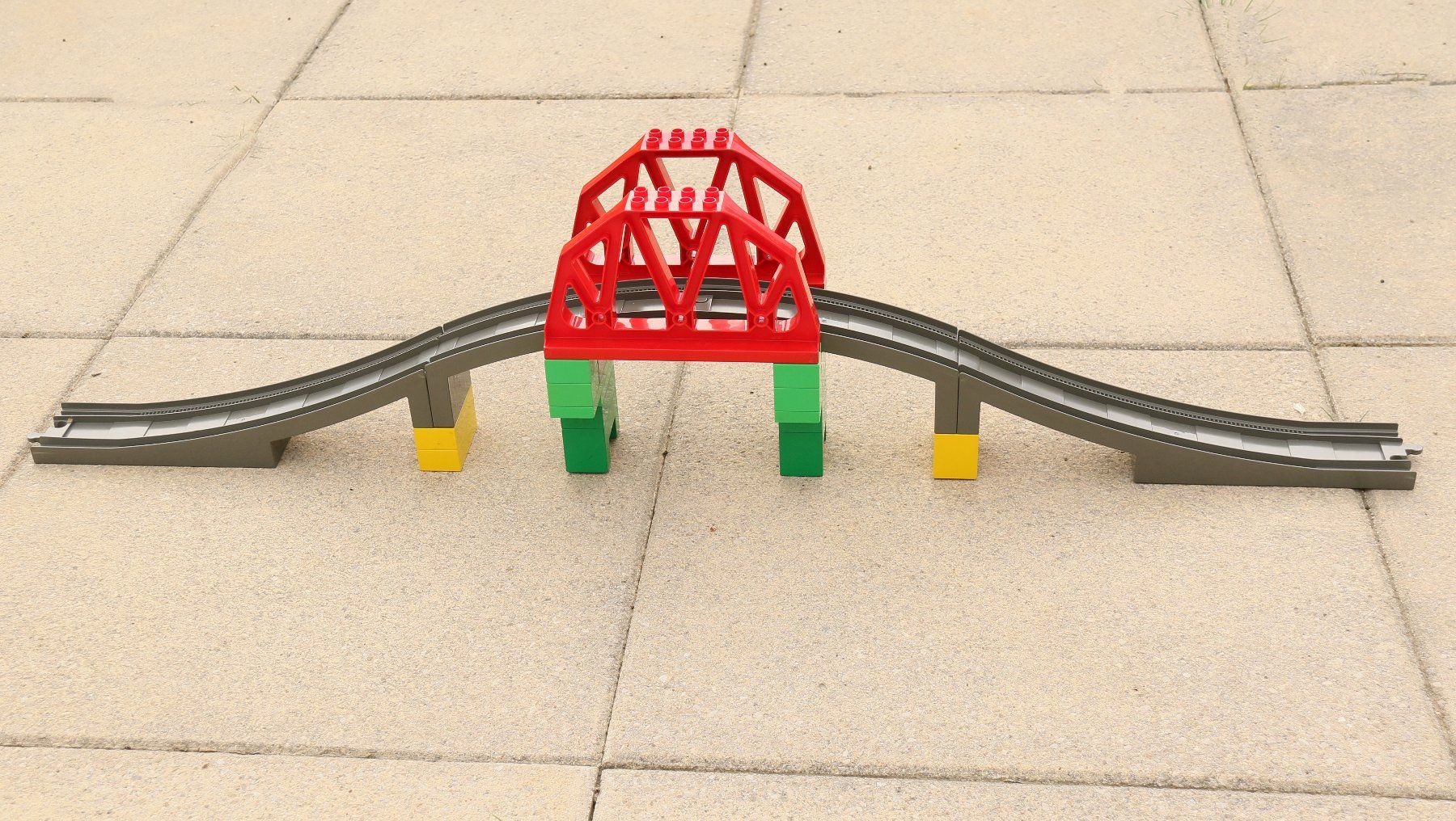 Lego Kit di costruzioni: Lego Duplo Brücke zu Eisenbahn – Usato da Hettlingen venduto da Scholi99