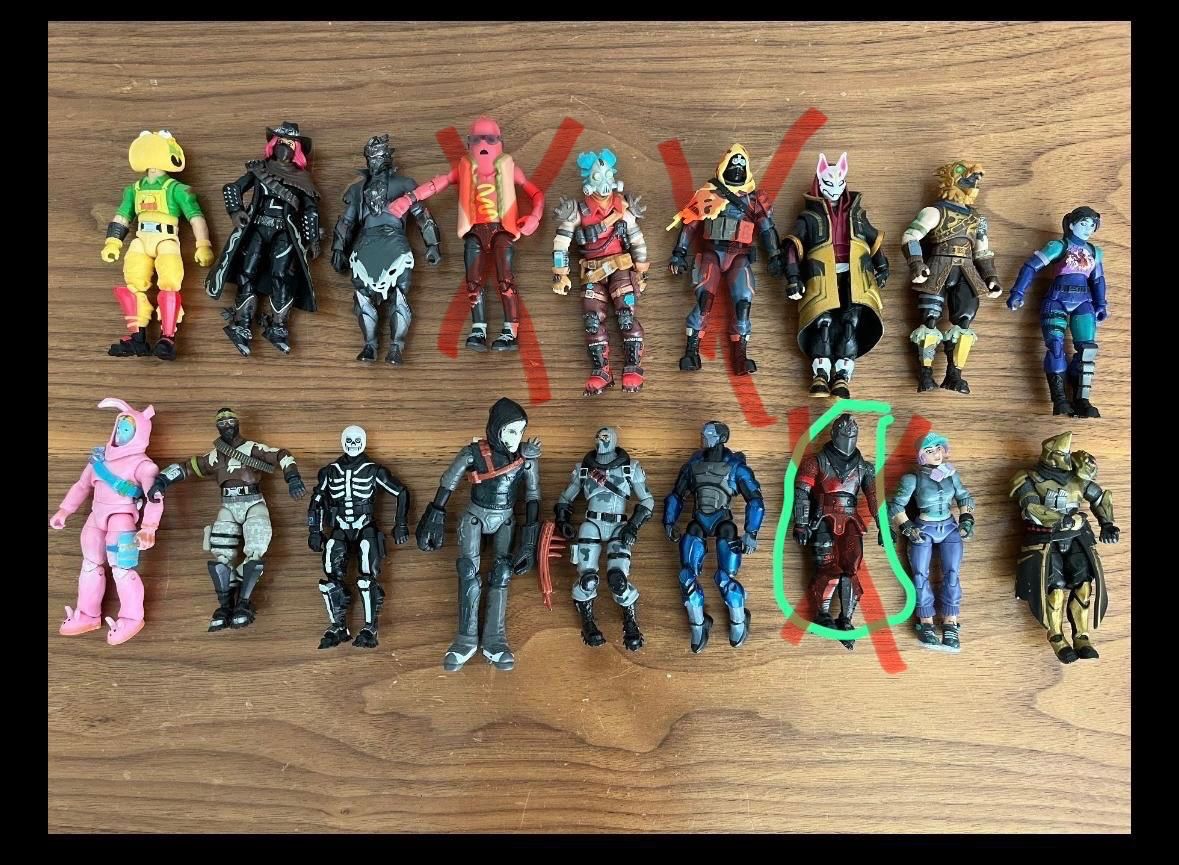 Statuette: Fortnite Spielfiguren – Usato da St. Gallen venduto da Nickat 2