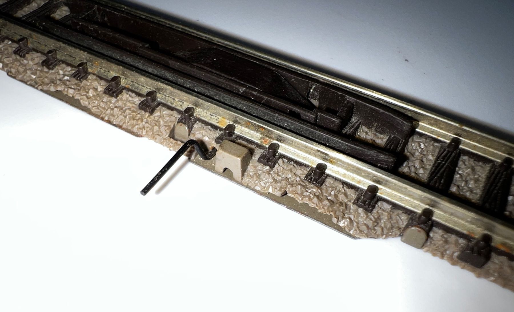 Fleischmann Modelleisenbahnen: Fleischmann, Entkopplungsgleis (9114) manuell – Gebraucht aus Basel von jonnyhaas 4