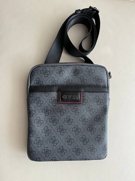 Taschen: GUESS TASCHE neu und ungetragen – Neu (gemäss Beschreibung) aus Würenlingen von metropolis1984