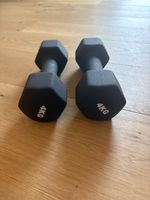 Kurzhanteln - je 4 kg, schwarz