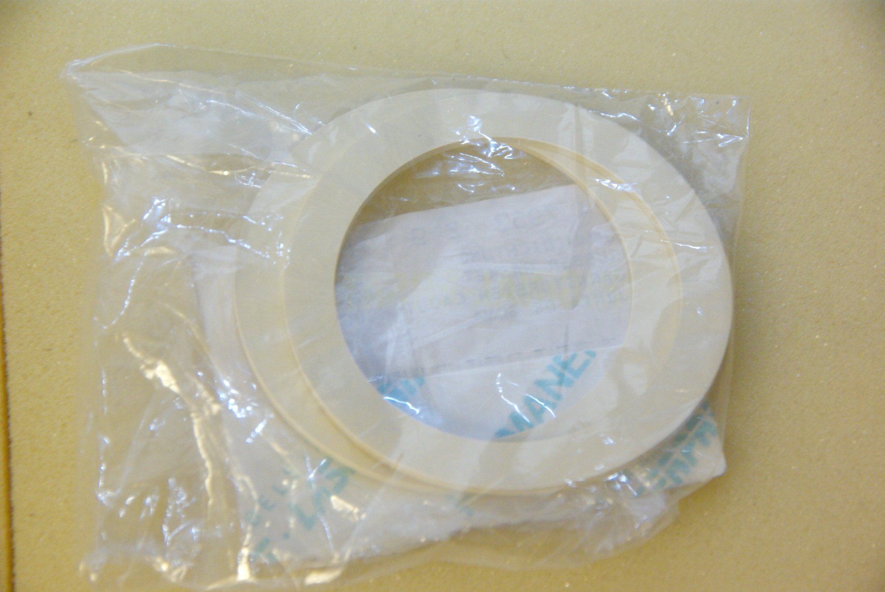 Sanitari: 2x Gummidichtung 65mm, weiss, flach – Nuovo e nell'imballaggio originale da Herisau venduto da Cevianer1844 1