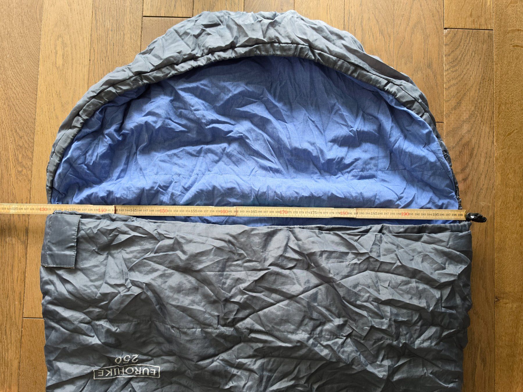 Sacchi a pelo: Eurohike 250 Schlafsack – Usato da Bern venduto da nic_k9sl 2