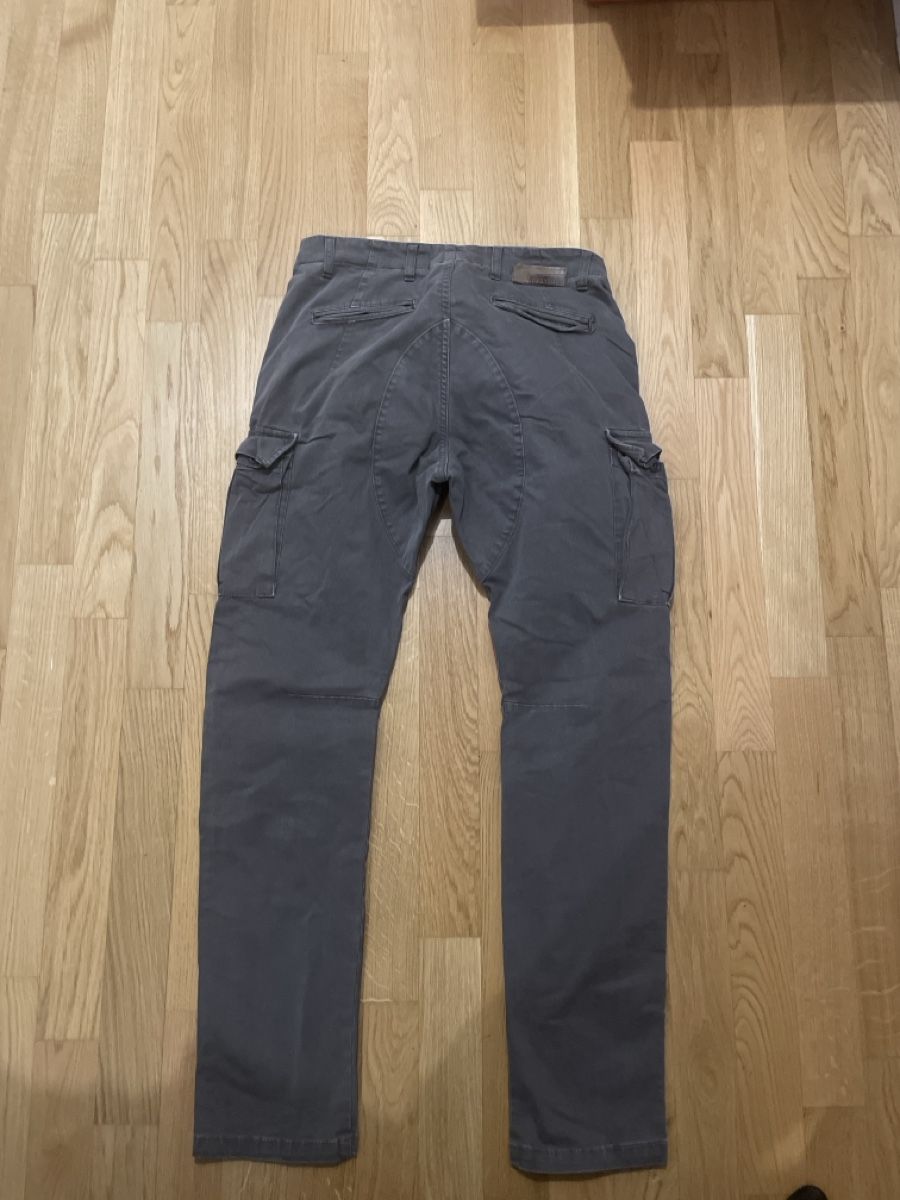 Pantaloni: Hosen, size 34 – Usato da Renens VD venduto da cjneco 1