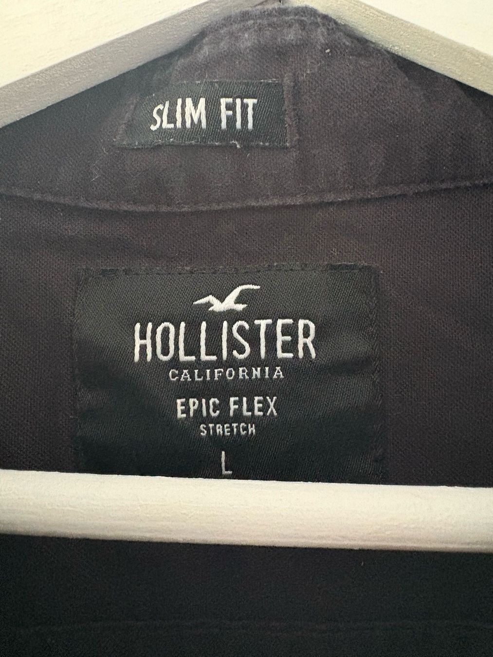 Hollister Lotti di vestiti: Hollister Lot de 4 pulls et 1 chemise – Usato da Malleray venduto da malvib 9