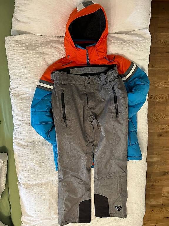 Completi, tute sportive e funzionali: Skidress killtec, Grösse L – Usato da Lyss venduto da af123 1