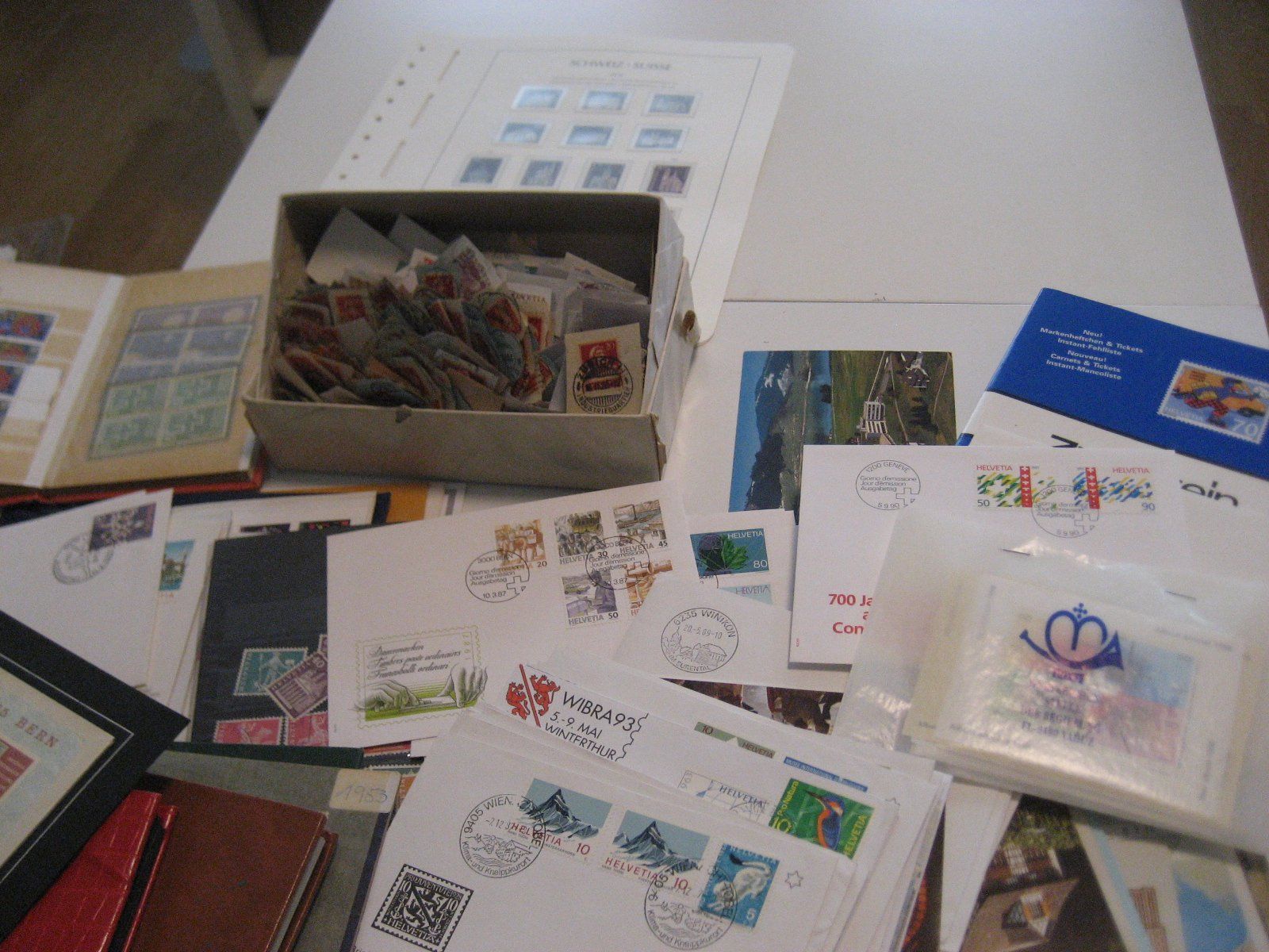 Tutti i francobolli: Schweiz Briefmarken - Restbestände, Wunderkiste!!! – Usato da Winterthur venduto da Zupogeru 8