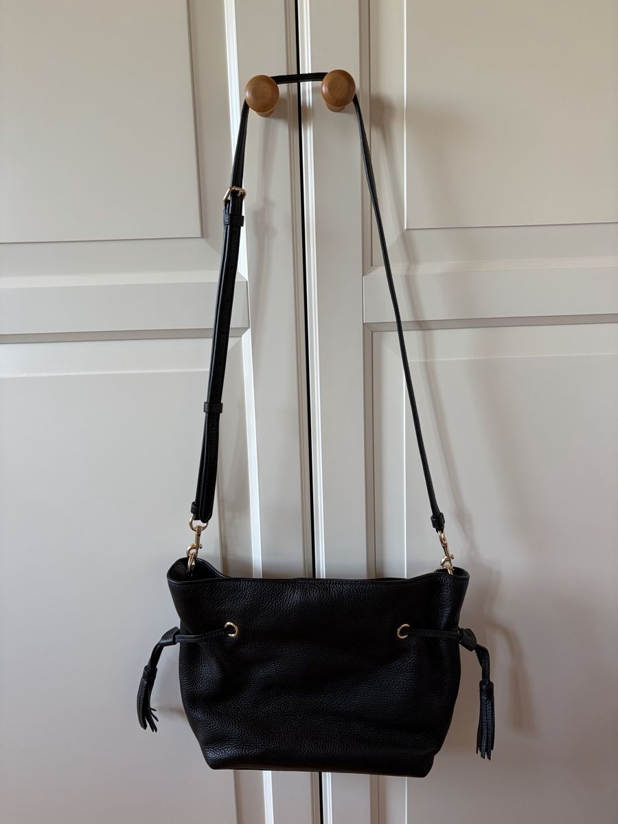 Borse da donna: Coach Black Elegant Sling Bag – Usato da St.Josefen venduto da lop_lh8d 1