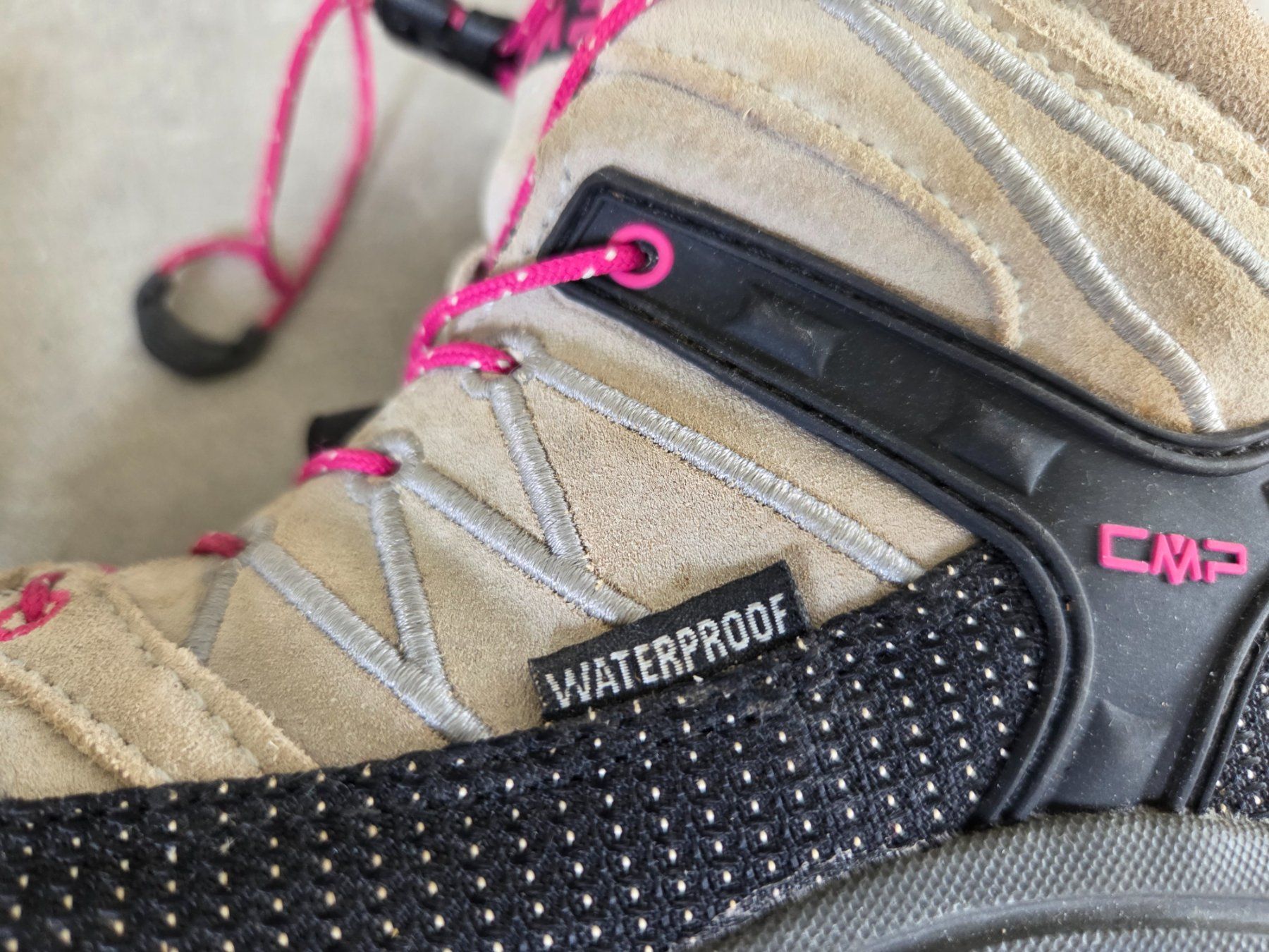 CMP Scarpe per ragazze: Wanderschuhe / Wasserabweisend von CMP Gr. 31 – Usato da Wiesendangen venduto da troawus 2