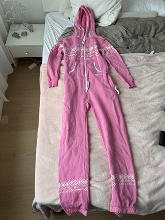 Onepiece Onesie Grösse XS (kaum getragen)