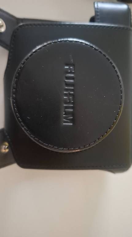 Videocamere: Fujifilm X 100 - leather case – Usato da Bellach venduto da Mister-Ben 1