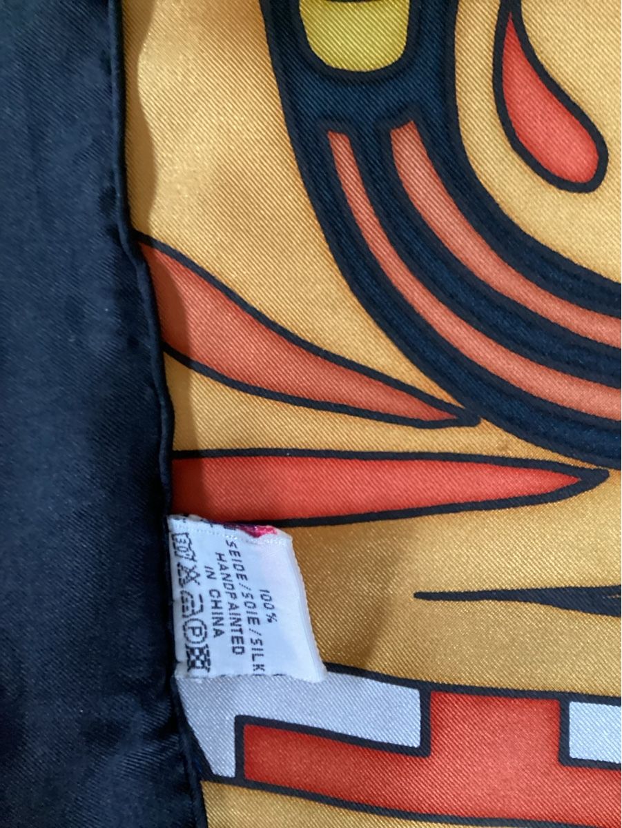 Foulard & Sciarpe: Seidenfoulard – Nuovo e nell'imballaggio originale da Salenstein venduto da Esprit57 3