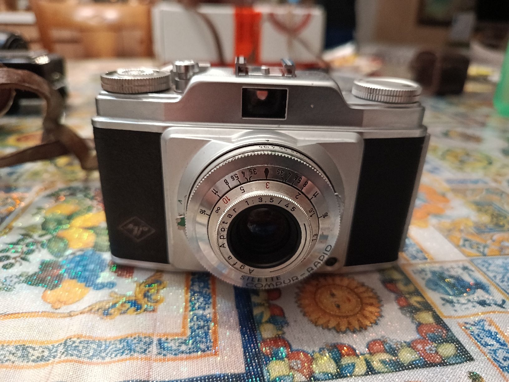 Agfa Fotocamera: Agfa Silette Compur-Rapid Vintage Camera With Case – Usato da Riva San Vitale venduto da Stekri
