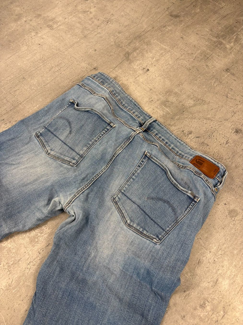G-Star Jeans: Vintage G-Star Bootcut Flared Jeans (L) – Nuovo (secondo la descrizione) da Werdenberg venduto da hase.vintage 2