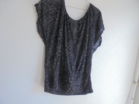 TOP Gr. L, H & M Leo-Print, NEU