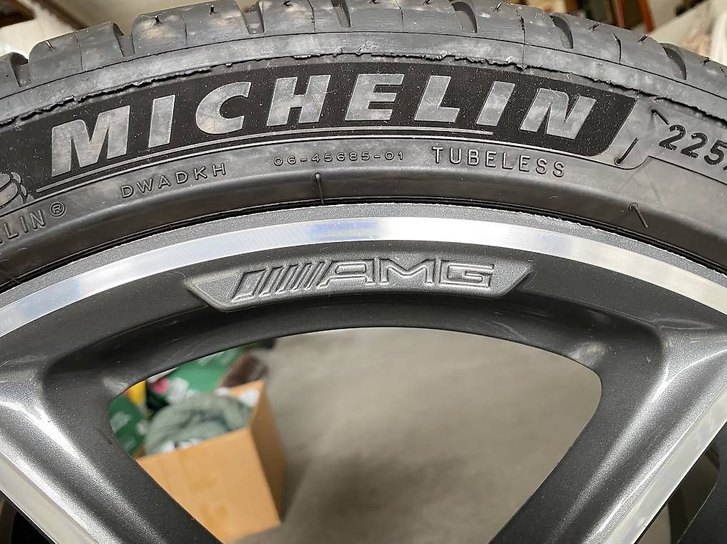 Pneumatici & Ruote complete: Cerchi in lega AMG con gomme estive  – Usato da Biasca venduto da setra315 3
