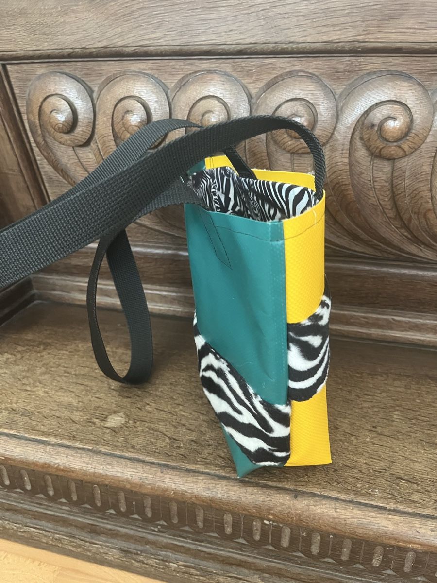 Borse da donna: Tasche, farbig – Usato da Uetikon am See venduto da erz13 2
