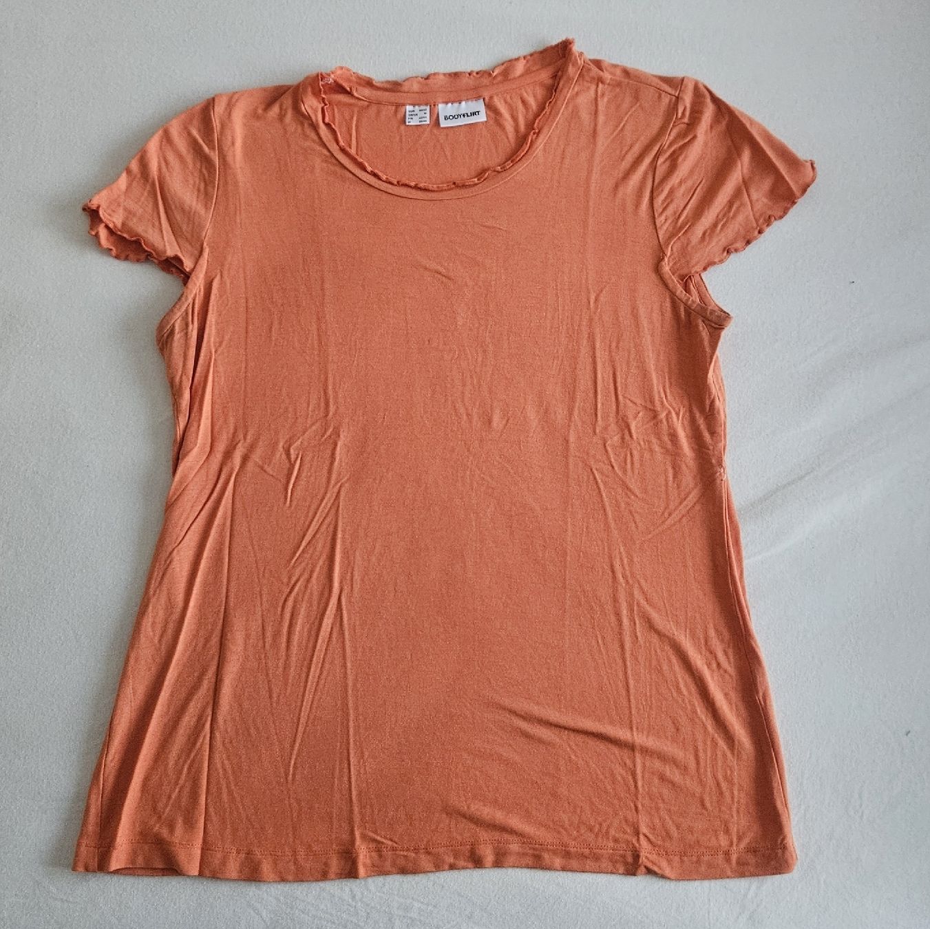 T-shirt: T-Shirt orange, Viskose – Usato da Bern venduto da naaa000xci