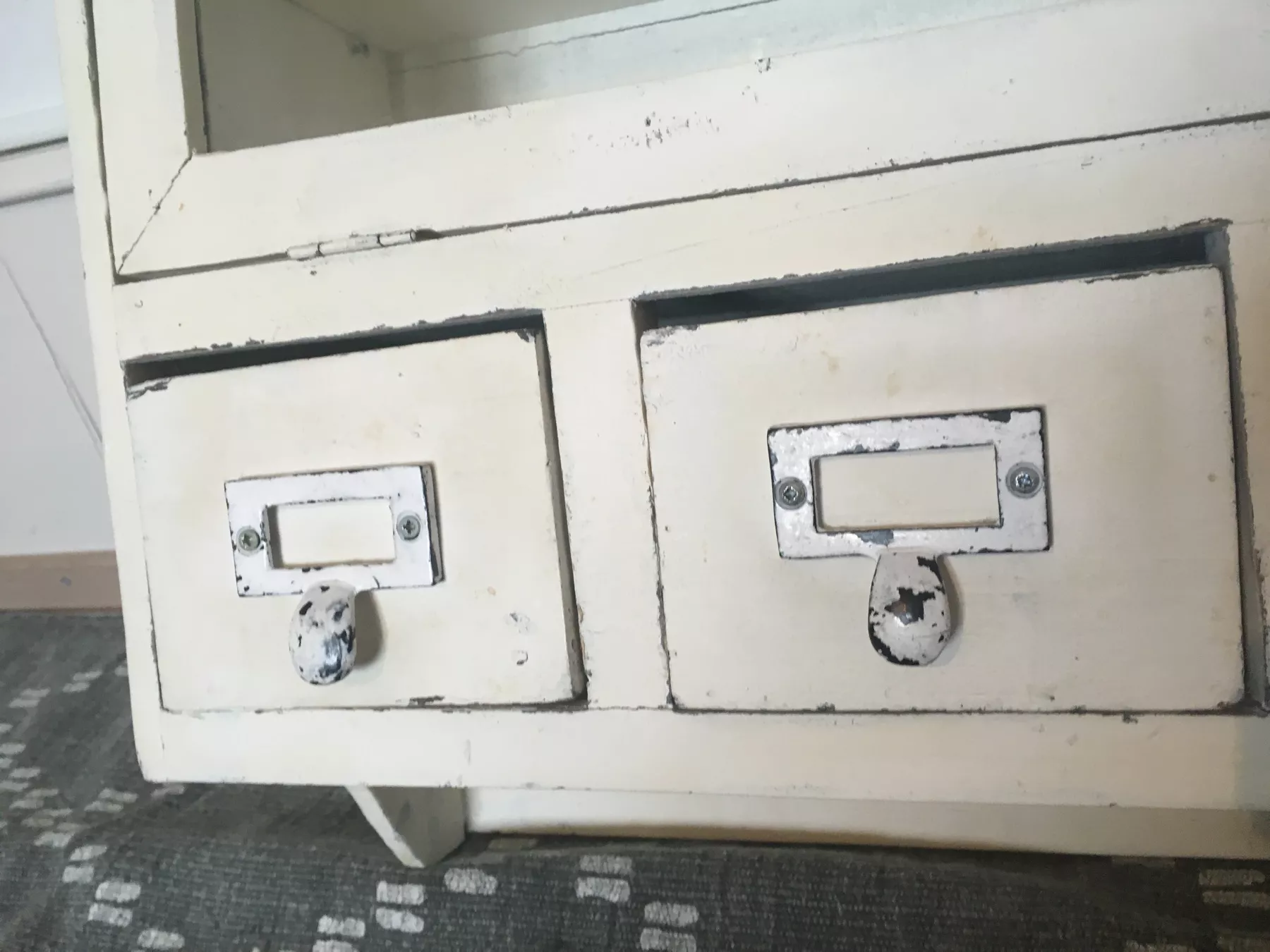 Vitrinen: Hängevitrine – Gebraucht aus Zürich von dustx 2