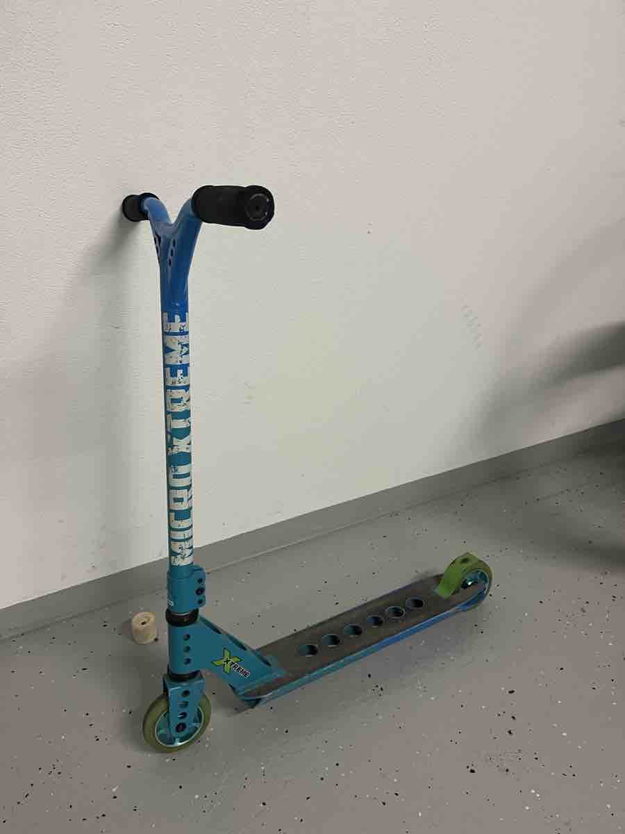 Micro Kickboard: Micro Kickboard Xtreme – D'occasion à Zug par mik_9kgp