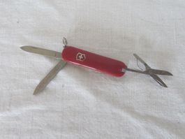 Kleines Victorinox Taschenmesser rot gebraucht