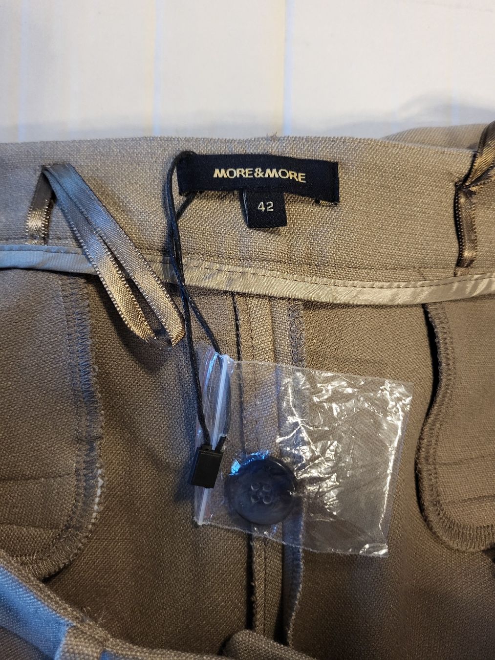 More & More Pantaloni: Neu Hose More & More, Gr 42 – Nuovo (secondo la descrizione) da Suhr venduto da lul_87gh 2