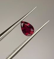 Ab 1 Fr. - 0.68 ct Rubelit Turmalin aus Afghanistan - unbeh.